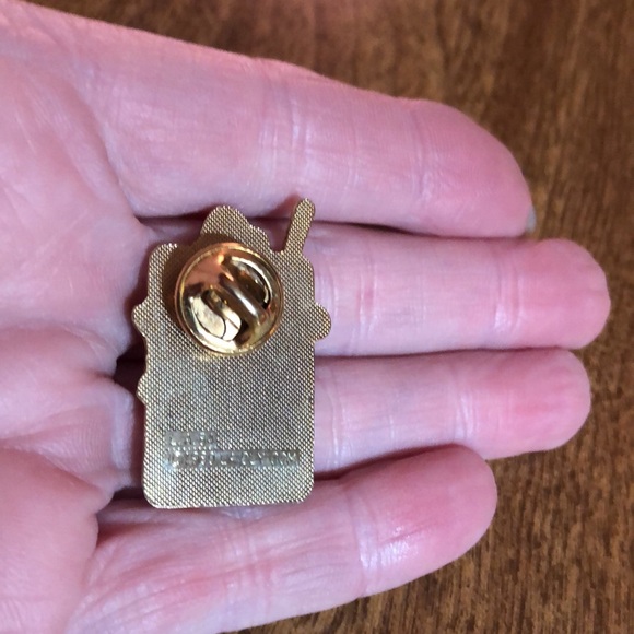 Set of (8) Vintage Pins - Picture 10 of 13